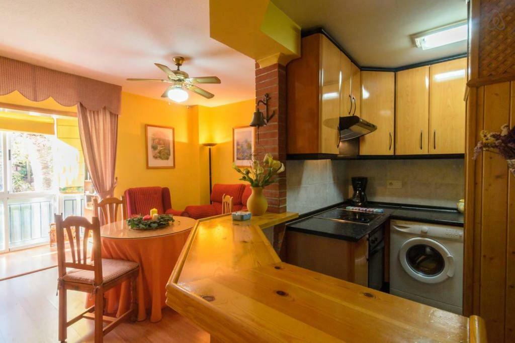 Cozy & Charming Apartment Almuñécar Extérieur photo